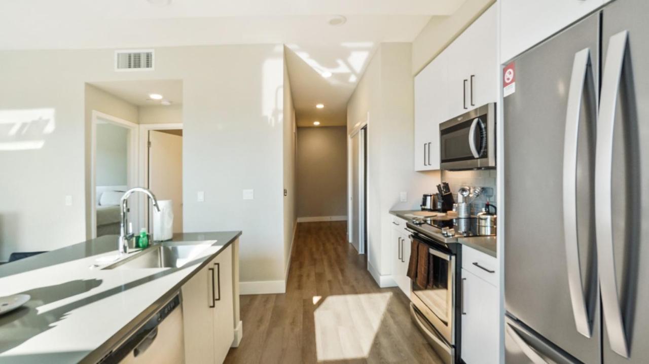 Global Luxury Suites In The Heart Of San Carlos Oda fotoğraf